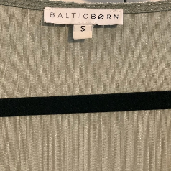 Baltic Born Andi Ribbed Velvet Dress - Picture 4 of 5